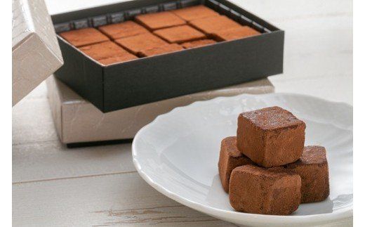 生チョコレート　12コ入り2箱