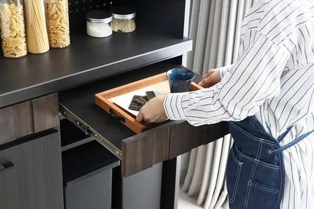 RESE 105KB D(板扉上台・ダスト下台) 【キッチンボード レンジ 食器棚 食器 キッチン 家具 国産 収納 台所収納 完成品】(H060648)