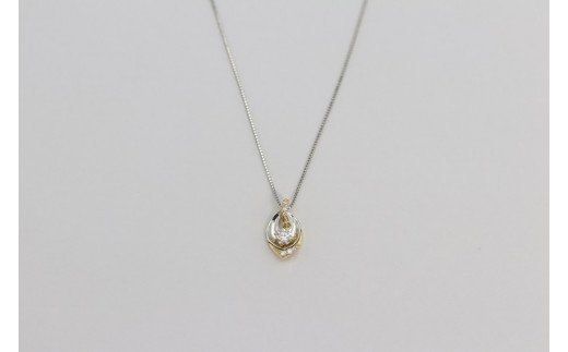 K18/Pt900 ダイヤ 1個石 メレーダイヤ 6個のペンダント Islauth11 [Islauth 山梨県 韮崎市 20743431] アクセサリー ネックレス ジュエリー ダイヤ シンプル おしゃれ プレゼント ギフト 贈りもの 贈答