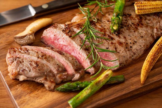 博多和牛 A4以上 サーロインステーキ 250g×4枚 計1kg【化粧箱】 [MEAT PLUS 福岡県 筑紫野市 21760747] 肉 牛肉 和牛 黒毛和牛 ステーキ サーロイン 冷凍