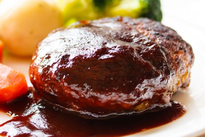 CG021 島原鉄板焼き屋の一品 うまからじゃ手捏ねハンバーグ 150g×10個