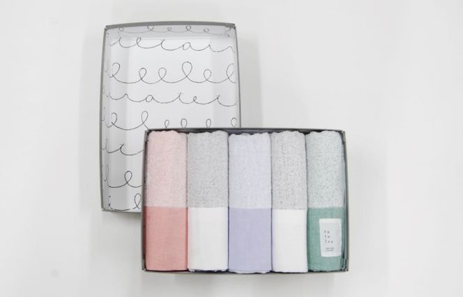 099H3327 銀の糸と雪音加工 フェイスタオル 5枚 A4サイズの収納箱入り 【泉州タオル 国産 吸水 普段使い シンプル 日用品】