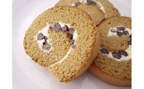 富士川町産たまごを使用したコーヒーロール４本セット　ロールケーキ 珈琲 洋菓子 お菓子 卵 鶏卵 加工品 スイーツ 山梨 富士川町