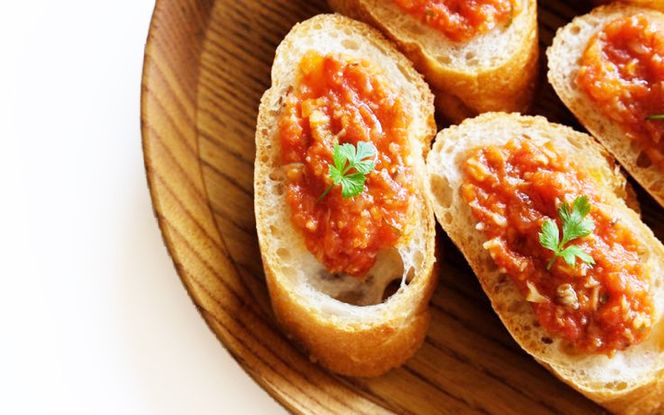 曽爾村のトマトの旨味そのまま！トマトソース３種セット // トマト トマトソース パスタ 無添加 保存料不使用 プレーン 柚子はちみつ きのこ当帰