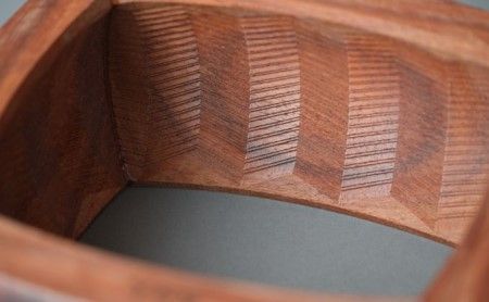 オリジナル紅木津軽三味線　綾杉胴 SWBF002