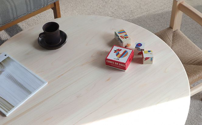 Z-211 ヒノキ　折り畳み丸テーブルとファニファニの子供椅子のセット