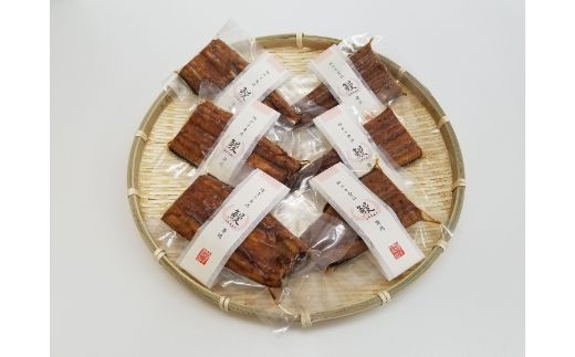 【年内配送】＜四万十食品＞ うなぎ 蒲焼 ハーフ 6袋／ＣＤ 鰻 ウナギ お取り寄せ グルメ おいしい ギフト 食品 おかず ひつまぶし うな重 魚 魚介 国産鰻 鰻蒲焼 ハーフサイズ 冷凍 国産 高知 高知県 四万十 四万十市 25-361N