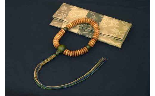 1400年の歴史を誇る近江の数珠職人が手掛けた念珠（男性用）【F001SM】