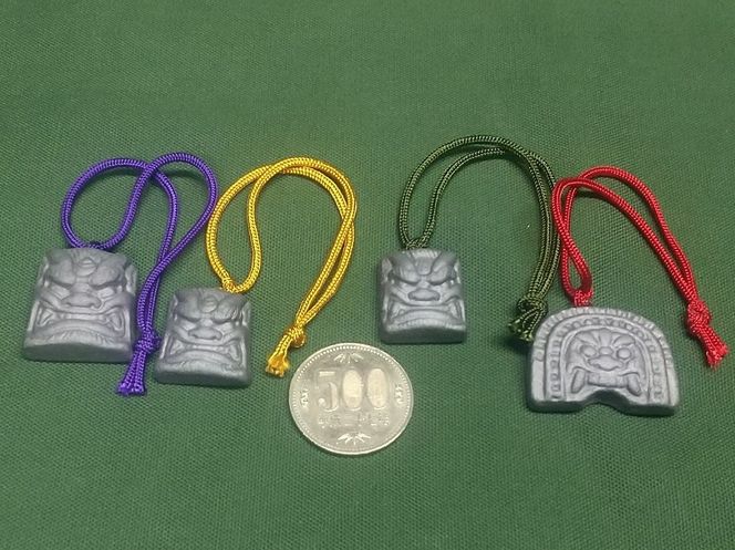 伝統工芸士の鬼師が作る守護鬼瓦シリーズ 疫病退散守護鬼面ストラップ 4種 H064-023