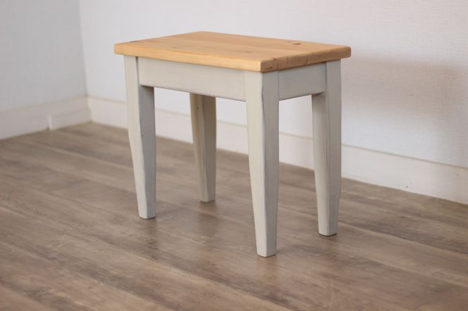 四角いスツール　オールドパイン×アンティークホワイト【受注生産商品】 BHRA010