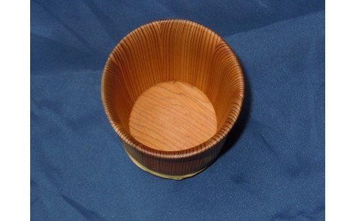 天然秋田杉 タイコ型カップ(竹タガ) 国産 職人手作り 天然木 日本製 職人 手作り 食器 カップ コップ コーヒーカップ ギフト プレゼント 冷めにくい|odwa-00002