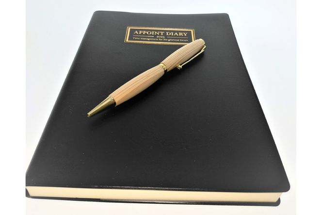 美山杉（みやますぎ）　「結ペン」たをやか [No.689]