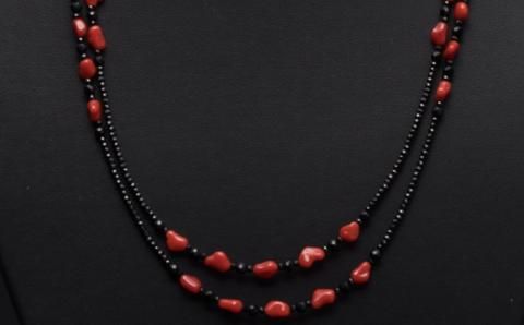 【2連】赤サンゴとスピネルのロングネックレス [kn064]