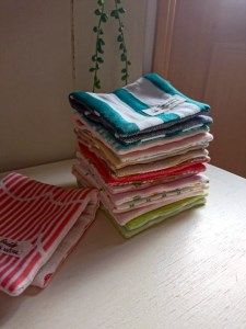 国産6重ガーゼとダブルガーゼをあわせた長方形タイプのハンカチ10枚セット