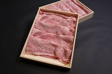 北海道 産 みついし 牛 肩 ロース すき焼き 用 400g×2パック 等級 黒毛 和牛 国産 牛肉 ブランド