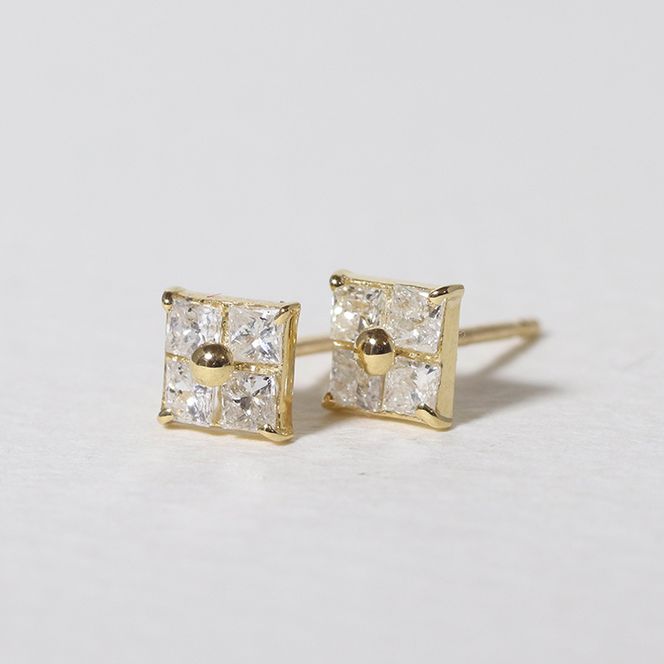 アシンメトリーがいいね ダイヤモンド ピアス バゲットカット アシンメトリーがいいね ダイヤモンド ピアス バゲットカット