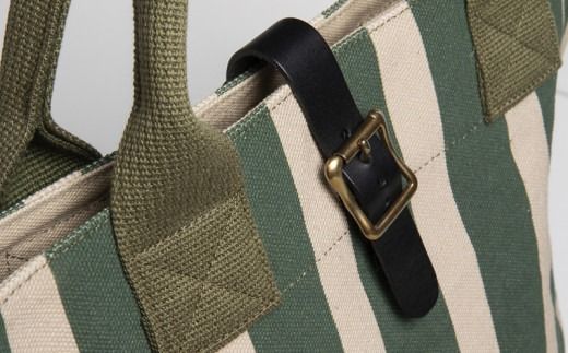 「琉球帆布」タウントート（グリーンストライプ）- 実用性 4号帆布 トートバッグ キャンバス生地 極厚 丈夫 ベーシック おしゃれ ファッション お出かけ かばん 鞄 手仕事 手づくり ハンドメイド 琉球帆布 伝統技術 沖縄県 八重瀬町【価格改定】