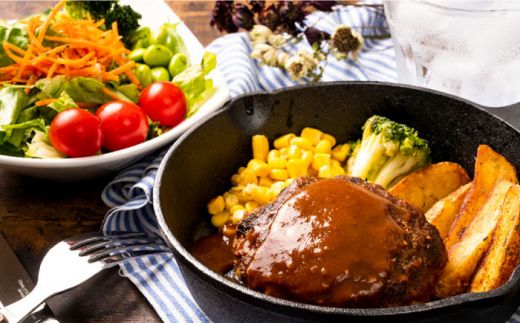 【全6回定期便】【溢れる肉汁！】博多和牛 お肉屋さんの手ごね 特上 ハンバーグ 10個《築上町》【株式会社MEAT PLUS】[ABBP074]