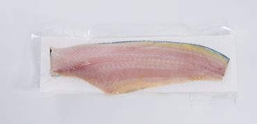熊野なまず 皮付きフィレ ×4枚 280g（約70g×4枚） 天ぷらやフライ・煮つけやお鍋の具材として 【NHK総合うまいッ！で紹介されました】【sgk019】