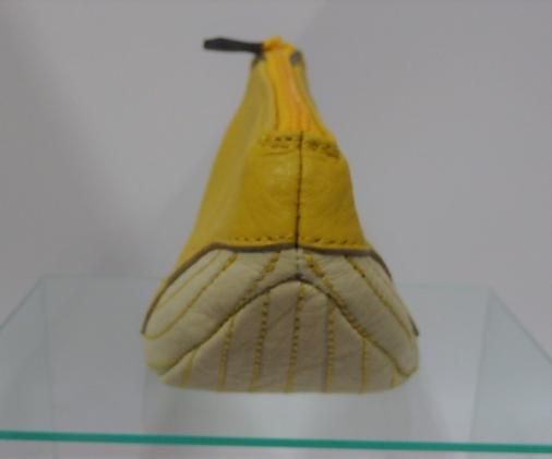 「鞄工房　香」くじらのポーチ イエロー FAA3004