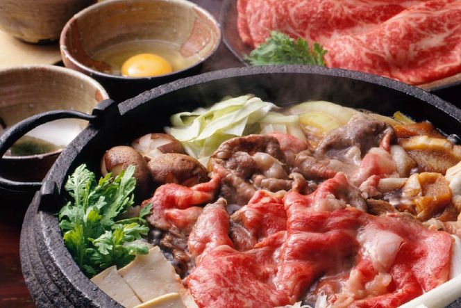 博多和牛 A4以上 しゃぶしゃぶ すき焼き用 厳選 肩ロース 肩バラ肉 モモ肉 500g×2p 計1kg【化粧箱】 [MEAT PLUS 福岡県 筑紫野市 21760745] 肉 牛肉 和牛 黒毛和牛 冷凍