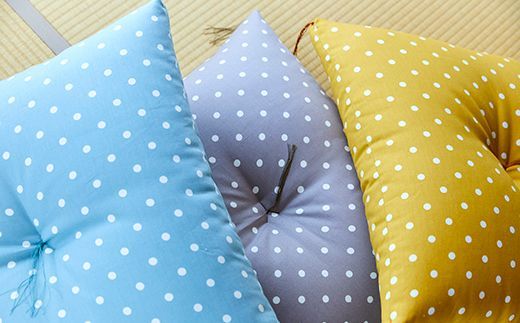 天然繊維　手作り　木綿わた入り　座布団(グレードット柄） グレー 座布団 家庭用 ハンドメイド 肌に優しい リラックス 快適空間 オールシーズン リビング インテリア 新生活 敬老の日 送料無料　HT00143