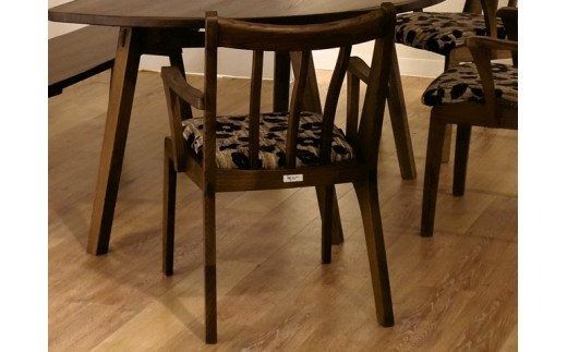 D113-01 C.S.ダイニングチェア(肘付)【国産栗材】JCS-DC11A PGK/EジュリーBK