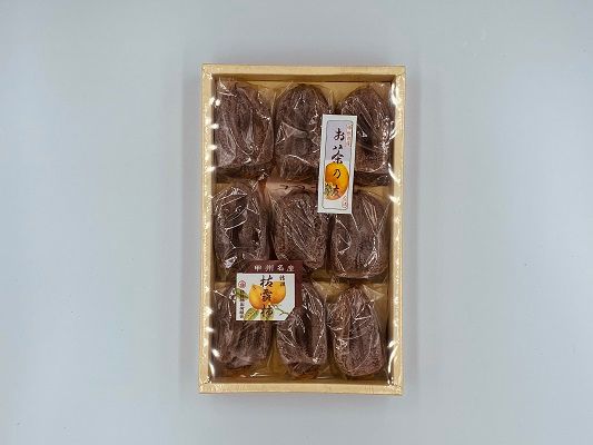 【山梨県産】甲州百目柿 ころ柿（小箱9個入）枯露柿 干し柿 ほし柿 ドライフルーツ 山梨 やまなし 甲州 百目柿 富士川町【A4802】