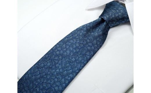 郡内織物「富士桜工房」シルクネクタイ 真柏 紺碧 FAA1013