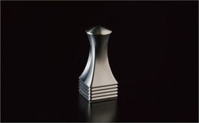 縁をつなぐプレミアムチタン製印章　五重縁印（角印）　牛革印鑑ケースセット　HR00008