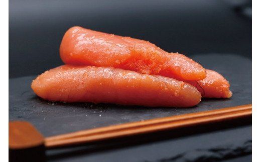 【贈答にも◎】辛子めんたい昆布漬 300g《木箱入り》 [博多料亭 満佐 福岡県 筑紫野市 21760006]