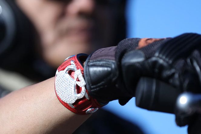 ブレスレット Go-Guts スカルモチーフ SV925 キュービック 【gg001-sv】 [オーダーメイドジュエリーメイ 山梨県 韮崎市 20743570] アクセ 腕輪 ブッテーロ 革