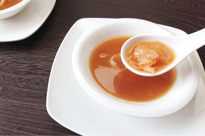 気仙沼産ふかひれ三昧『福』セット ふかひれスープ ×2袋 & ふかひれ饅頭 ×4個 [SUNPLUS 宮城県 気仙沼市 20563907] 惣菜 フカヒレ ふかひれ 鱶鰭 セット 詰め合わせ 冷凍 