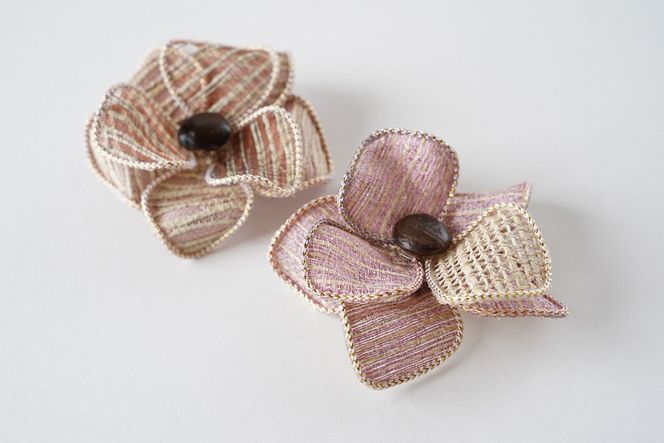 丹後の藤布　ブローチ「吉祥藤華」　FY00045