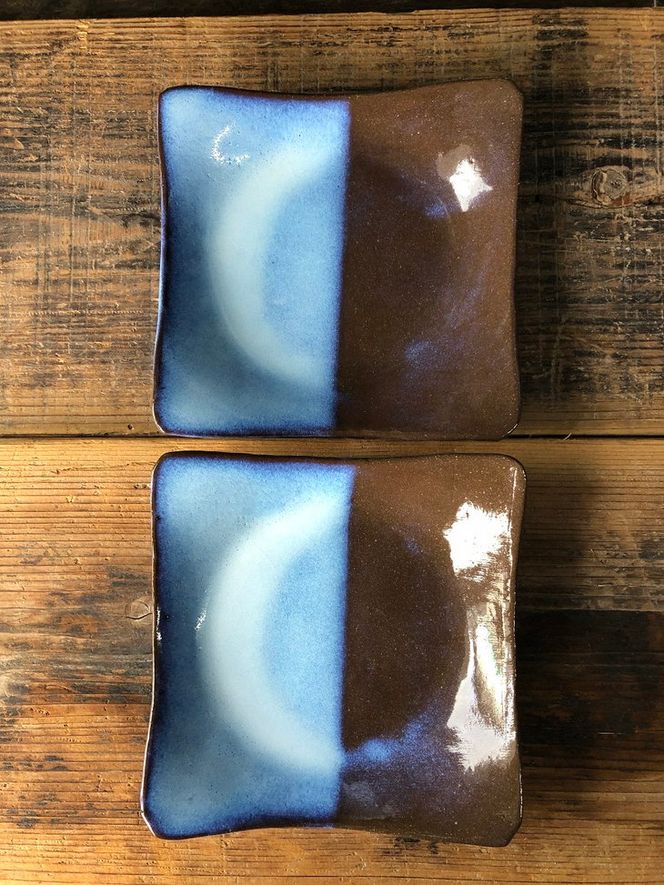 龍善ブルー 角皿　半分青い　2枚組《中皿 取り皿》