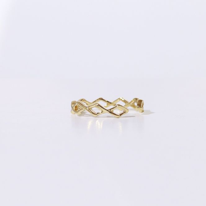 K10　ひし形　イヤーカフ　BQ-12