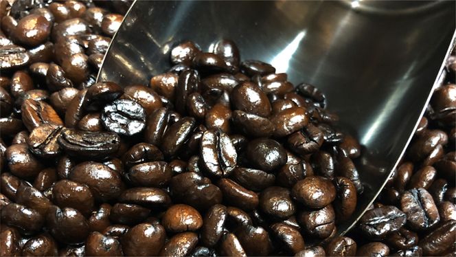 【 定期便 全3回 隔月 お届け 】 オリジナル アイスコーヒー 1000ml × 3本 セット 計9点 コーヒー 珈琲 無糖 すっきり 自家焙煎 ブレンド ネルドリップ トラジャカロシ お取り寄せ セット 贈り物 プチギフト 頒布会 定期 [BN028us]