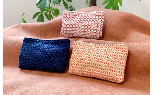 櫻木皮小物入り唐木 乏しい 