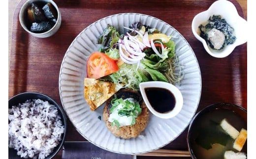 奈良県 広陵町　「大仏Café」で使用できるお食事券　3,000円分