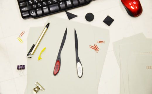 H13-71 フッ素加工 ペーパナイフ2本セット 白 赤 F-PN-WR