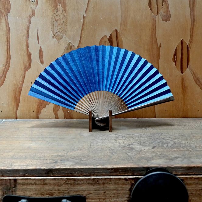 【杉山江見堂】藍染扇子　絞りセンター染分け　7寸5分25間