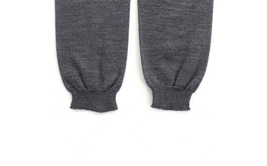 足首までしっかり包む。お腹ぽかぽかシルクとウールの腹巻きパンツ(10分丈)・グレー