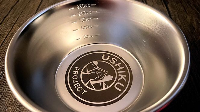 《 牛久シャトー イラスト付 》 シェラカップ 2個セット 18-8ステンレス アウトドア キャンプ ソロキャンプ グランピング BBQ バーベキュー 防災グッズ カップ コップ お皿 [DO003us]