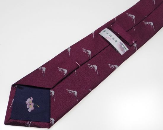 郡内織物「富士桜工房」シルクネクタイ 末広がり富士山 ワイン FAA1024