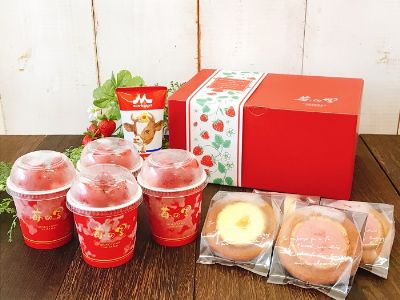 苺の里　いちごのけずりミニ4個 & チーズインバウム4個セット