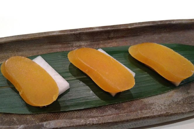 FE251　ミシュランプレート掲載のお料理店「まどか」　自家製 高級 からすみ 1本入 　【桐箱入・無添加】