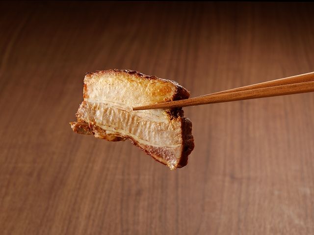 【ブロック塊】豚バラ肉の幽庵焼き 豆味噌仕立 総重量1.4kg（3～5本入り）チャーシュー 焼き豚 おつまみ おにぎりの具 ボリューム H166-007