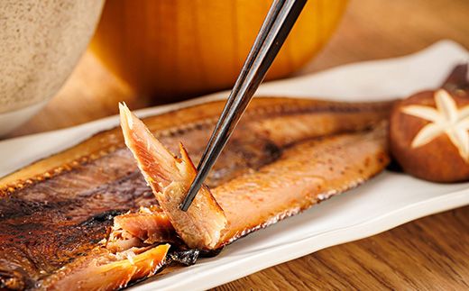 さんま味噌 2尾×2個セット | 北海道産 秋刀魚（サンマ）を味噌漬けにした 魚貝類 漬魚 味噌 粕等 味噌漬け 焼魚 焼き魚 セット ひもの 冷凍 魚介類 海鮮 絶品 人気 笹谷商店 直営 釧之助本店 高級 北海道 釧路町 釧路超 特産品 121-1920-179