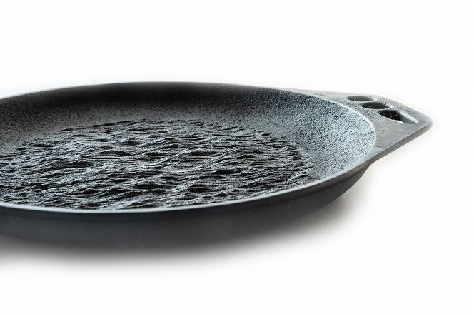 omoi 鉄板 28cm 鋳鉄製 おもいの鉄板
