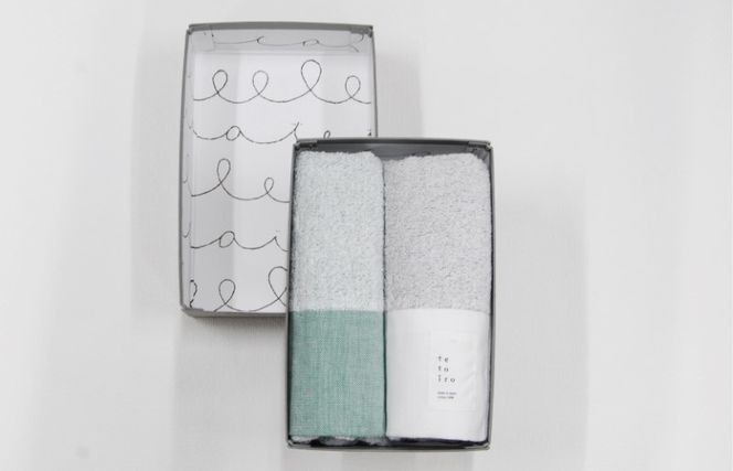 015B351 銀の糸と雪音加工 スリムバスタオル 2枚 A5サイズの収納箱入り【泉州タオル 国産 吸水 普段使い シンプル 日用品】